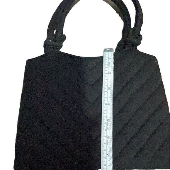 Elegant Black Clutch with Double Handles - Picture 4 of 4